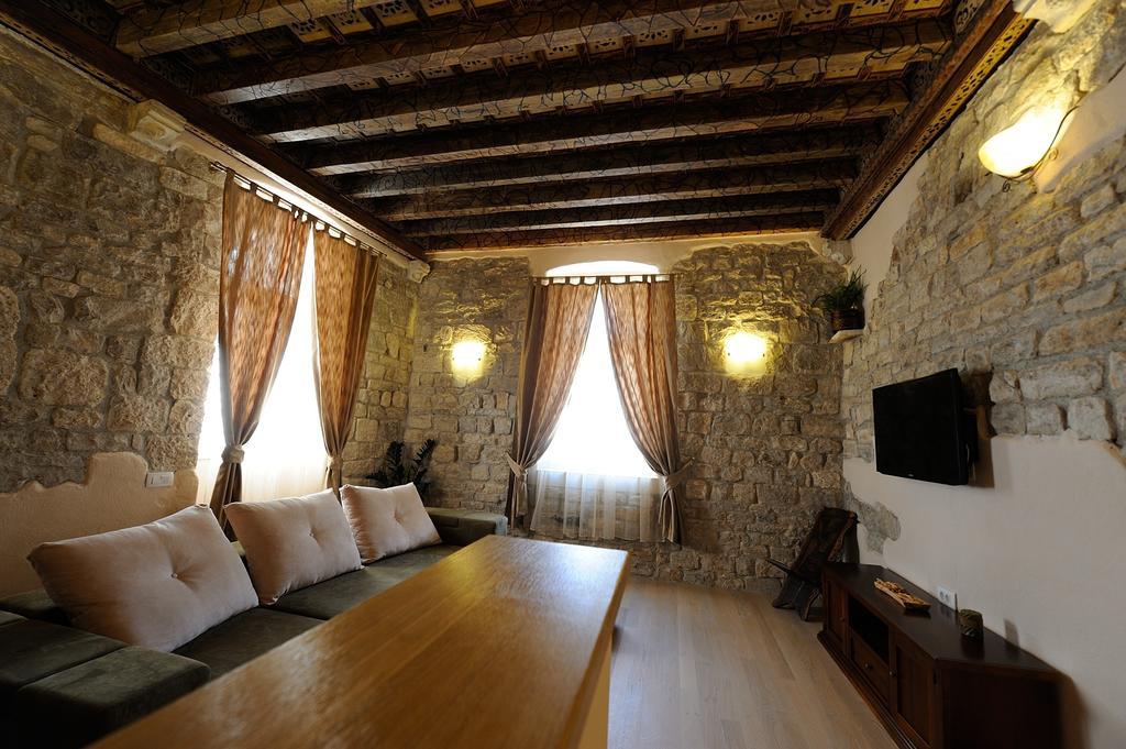 Desiderata Studio Apartment Split Room photo